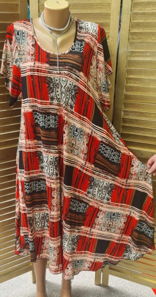 WhatsApp Image 2025 03 05 at 10.25.22 1 - Rochie Maxi din Vascoza cod 0012