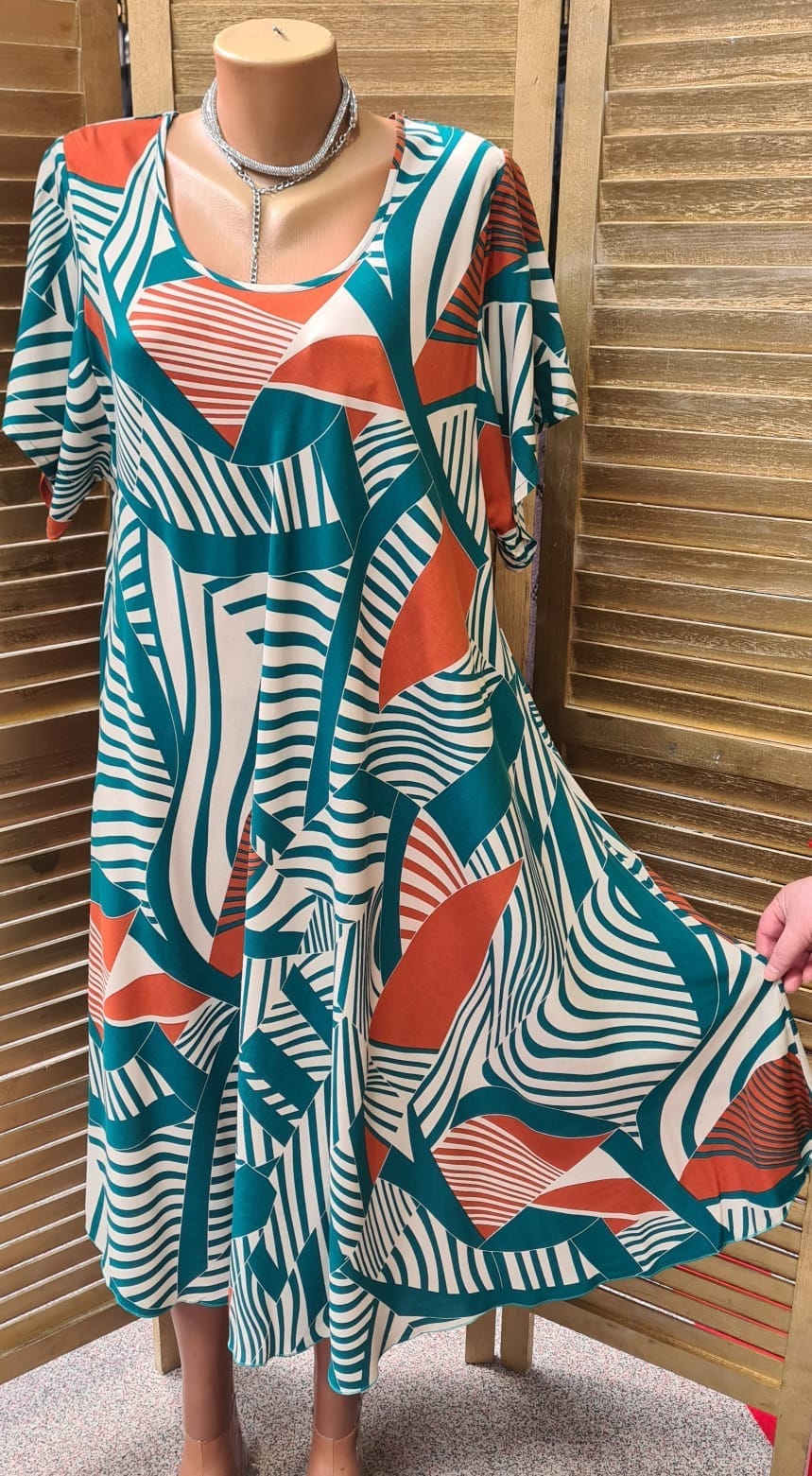 WhatsApp Image 2025 03 05 at 10.25.22 6 - Rochie Maxi din Vascoza cod 0017