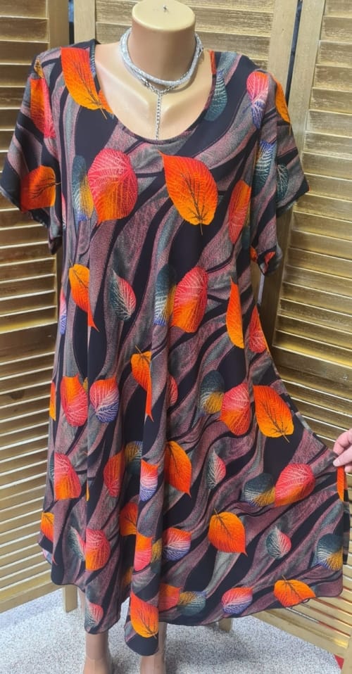 WhatsApp Image 2025 03 05 at 10.25.24 7 - Rochie Maxi din Vascoza cod 0035