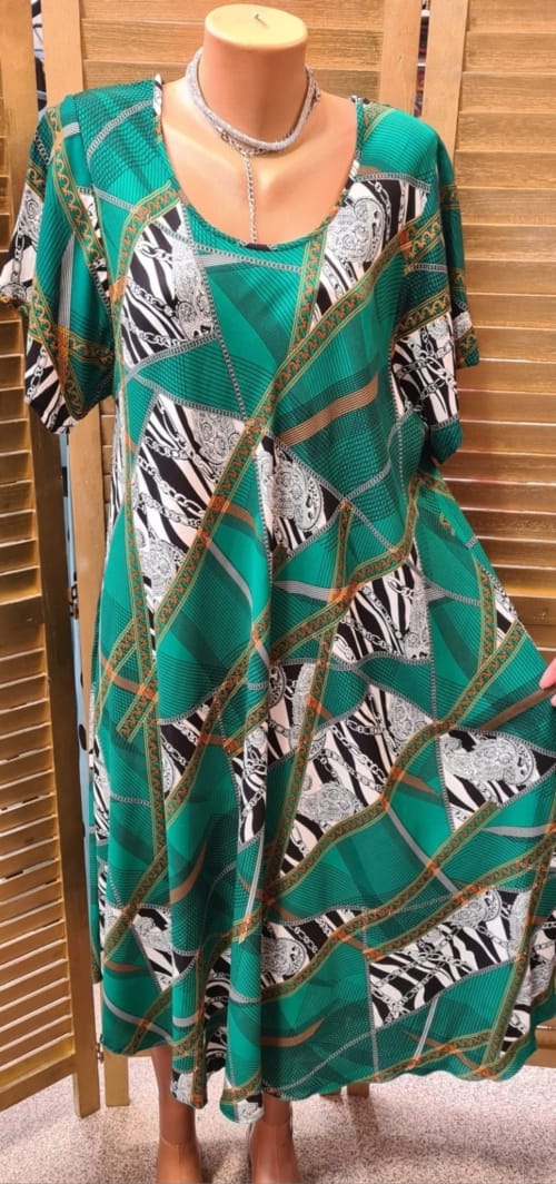 WhatsApp Image 2025 03 05 at 10.25.25 1 - Rochie Maxi din Vascoza cod 0031