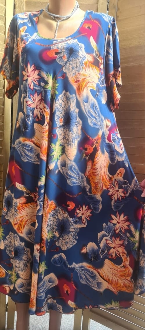 WhatsApp Image 2025 03 05 at 10.25.26 6 - Rochie Maxi din Vascoza cod 0045