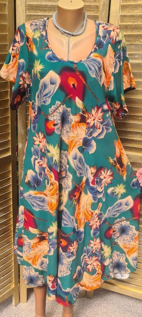 WhatsApp Image 2025 03 05 at 10.25.27 8 - Rochie Maxi din Vascoza cod 0059