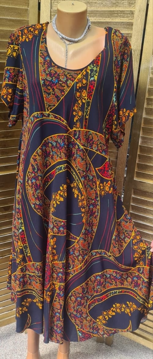 WhatsApp Image 2025 03 05 at 10.25.28 6 - Rochie Maxi din Vascoza cod 0067