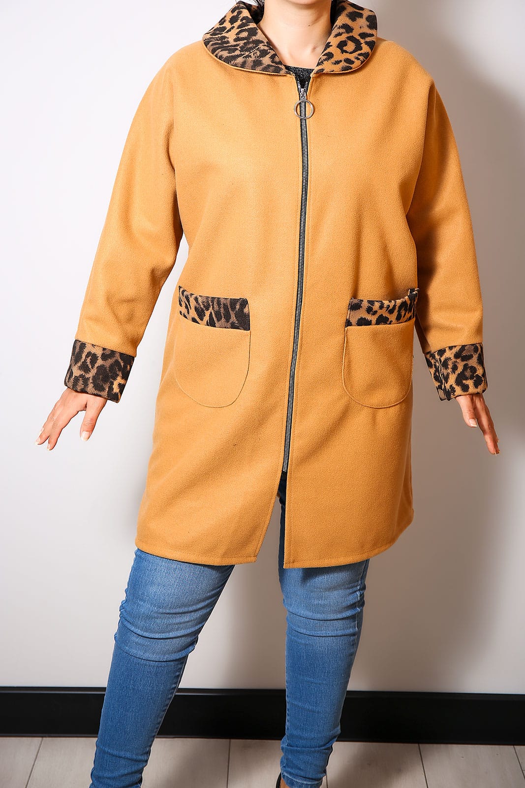 IMG 3081 - Jacheta cu guler din stofa Eva Print