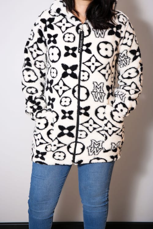 IMG 3094 - Jacheta din Cocolino Cod LV002