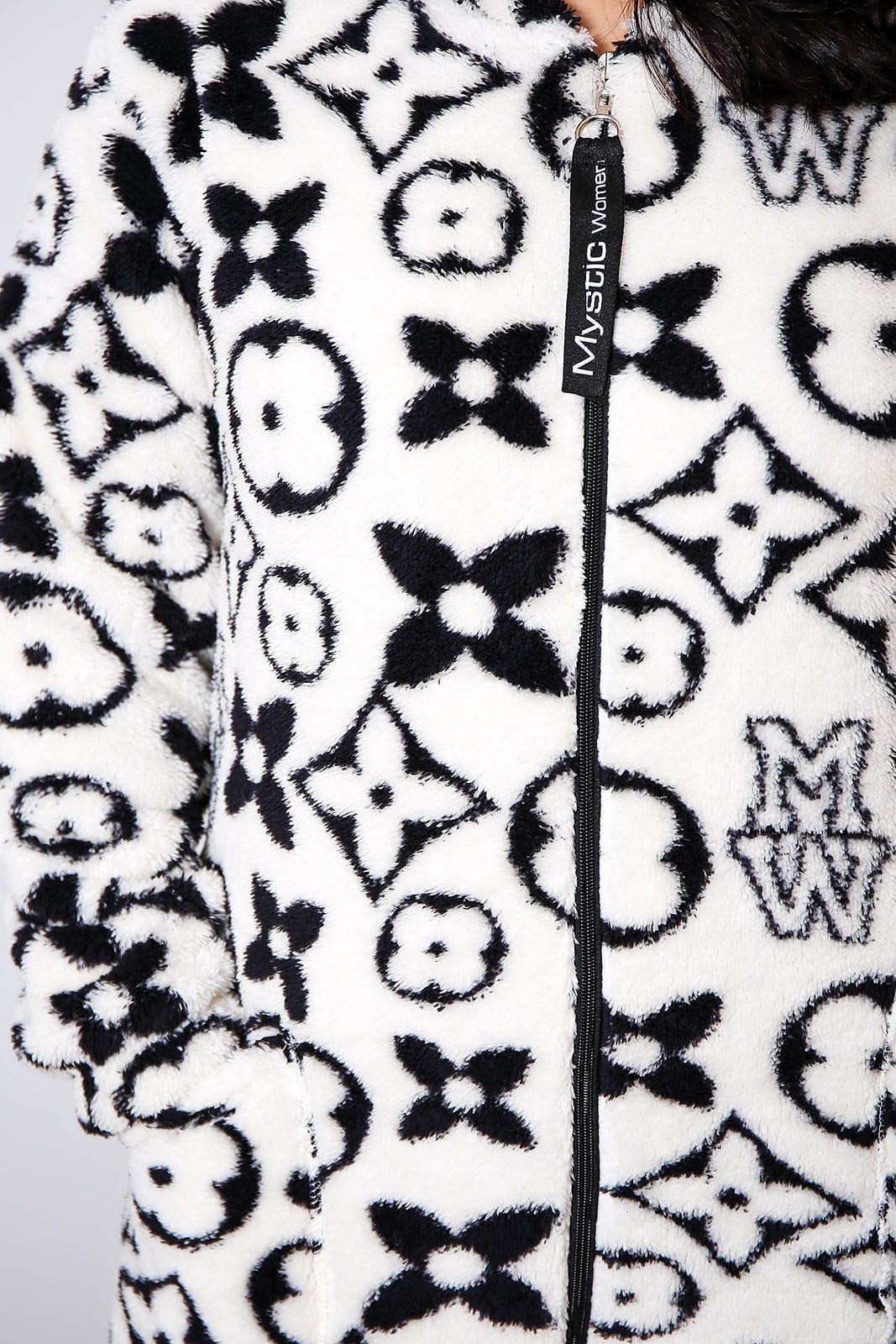 IMG 3095 - Jacheta din Cocolino Cod LV002