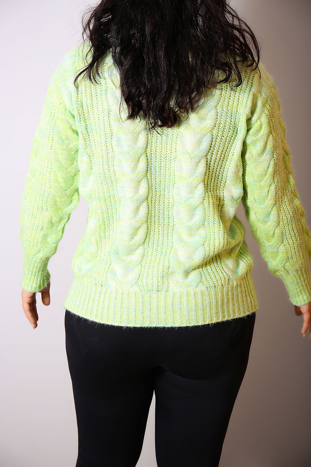 img 3356 - Plover Mohair Cod PMS 0003