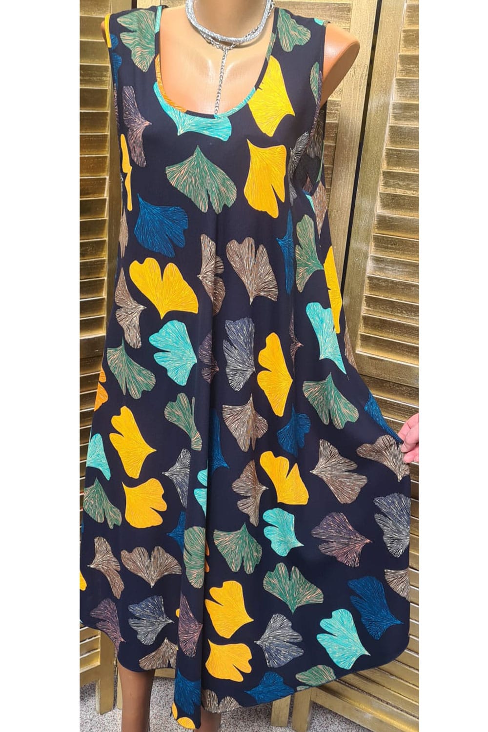 Rochie Vascoza fără mâneci cod 0018 1 - Rochie Vascoza fără mâneci cod 0018 Rochie Vascoza fără mâneci cod 0018